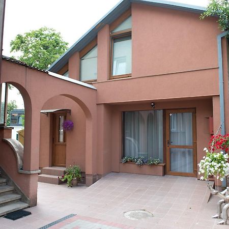 Petro Delux Apartments Kowno Zewnętrze zdjęcie